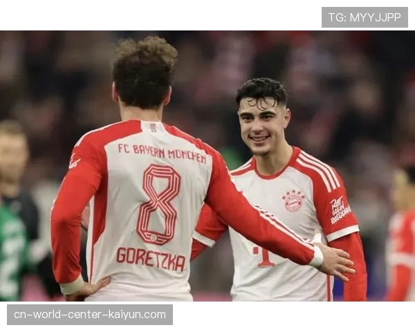 帕夫洛维奇7.4分搭档基米希 拜仁小将传球成功率96%惊艳